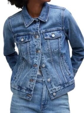 MADEWELL - BNWT Classic Denim Jean Jacket in Medford Wash - LARGE